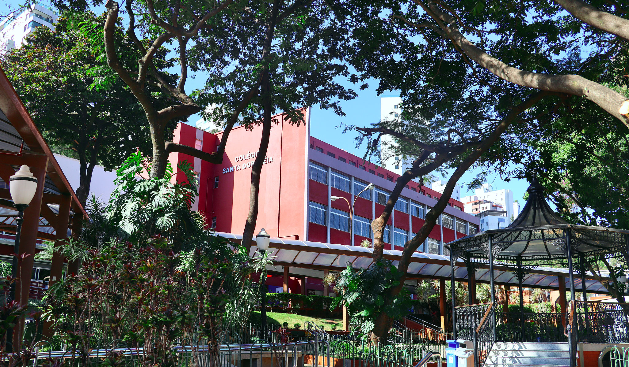 Sliders_Galeria_1368x1200_150%_02